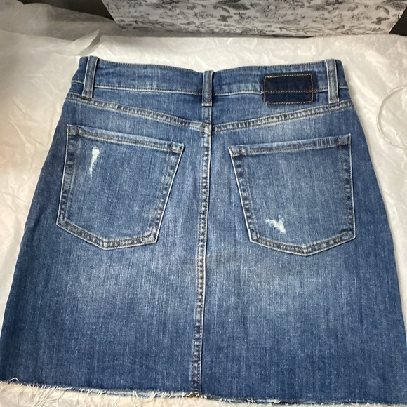 M1858 | Emery 5 Pocket Blue Denim Mini Skirt - distressed Hem - Small - Picture 8 of 9
